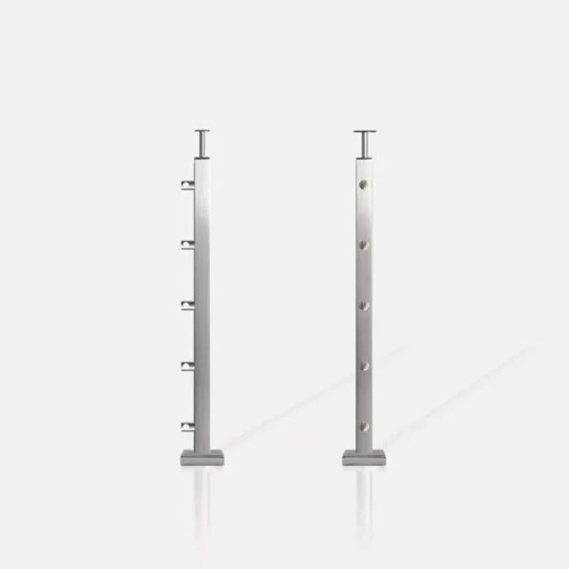 Poteau carré 5 lisses fixation au sol