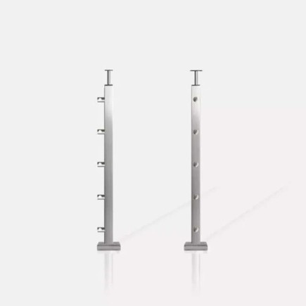 Poteau carré 5 lisses fixation au sol