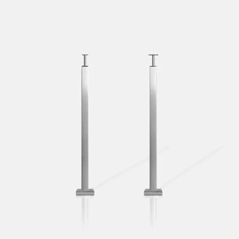 Poteau carré non percé fixation au sol