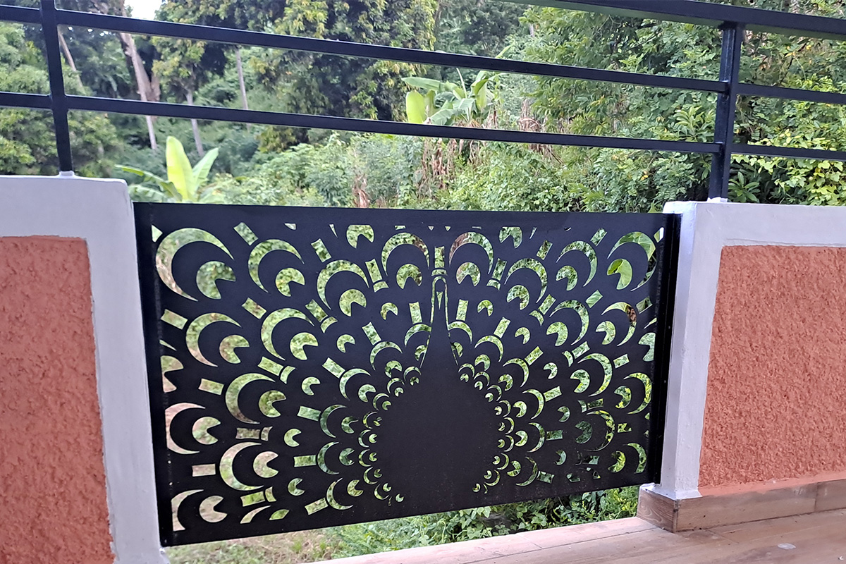 Tôle personnalisée